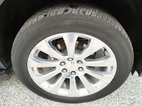 Used 2023 Chevrolet Tahoe Premier image 13