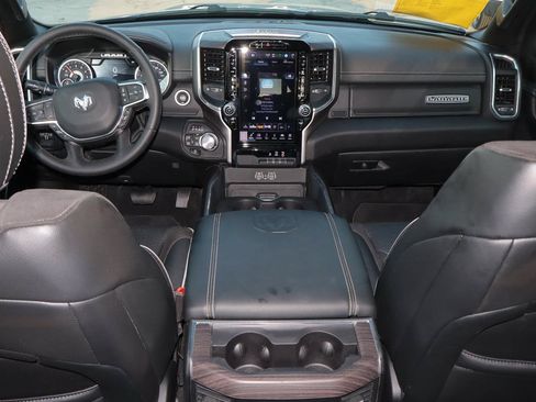 Used 2026 RAM 1500 Laramie AWD/4WD image 10