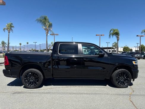 Used 2025 RAM 1500 Limited AWD/4WD image 9