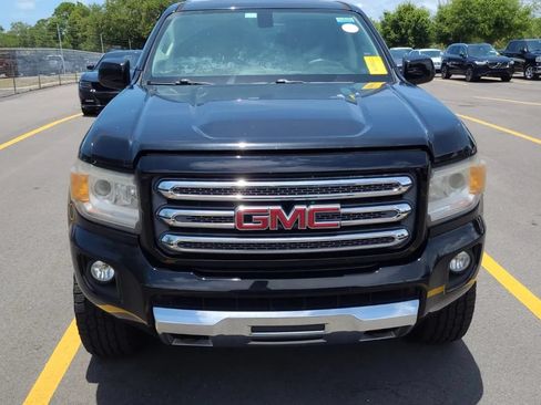 Used 2017 GMC Canyon SLE w/ All Terrain X Package AWD/4WD image 7
