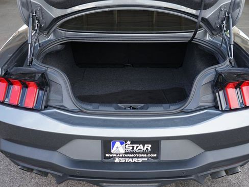 Used 2025 Ford Mustang GT Premium RWD image 21