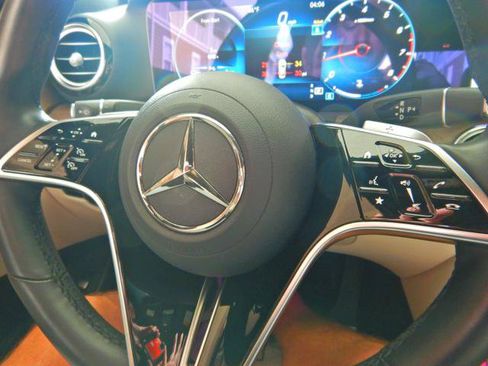 Used 2023 Mercedes-Benz E 350 4MATIC Sedan w/ Premium Package image 22