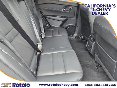 Used 2021 Nissan Rogue SL w/ Premium Package image 13