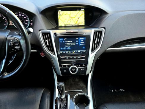 Used 2020 Acura TLX w/ Technology Package image 17