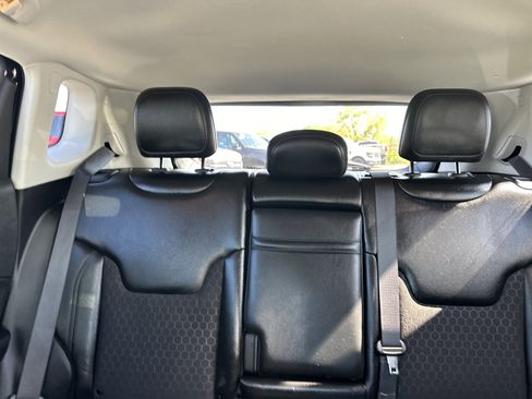 Used 2019 Jeep Compass Altitude image 23