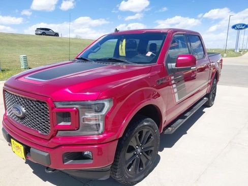 Used 2019 Ford F150 Lariat w/ Equipment Group 502A Luxury AWD/4WD image 8