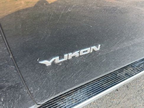 Used 2019 GMC Yukon SLT image 5