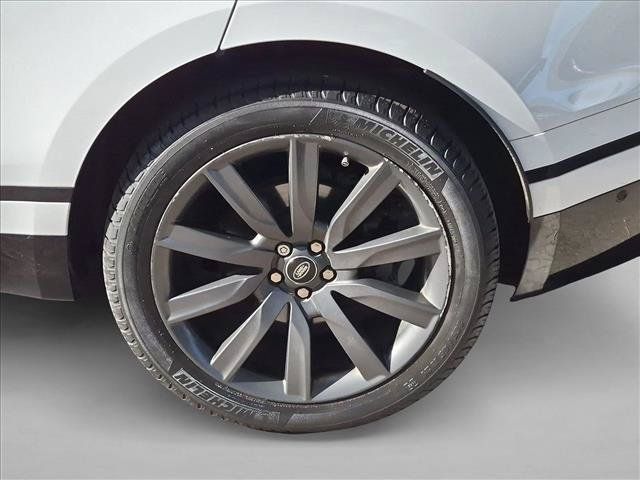 Used 2018 Land Rover Range Rover Velar AWD/4WD image 13