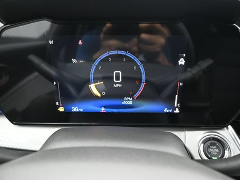 Used 2026 Chevrolet Trax LT w/ Midnight Edition FWD image 14