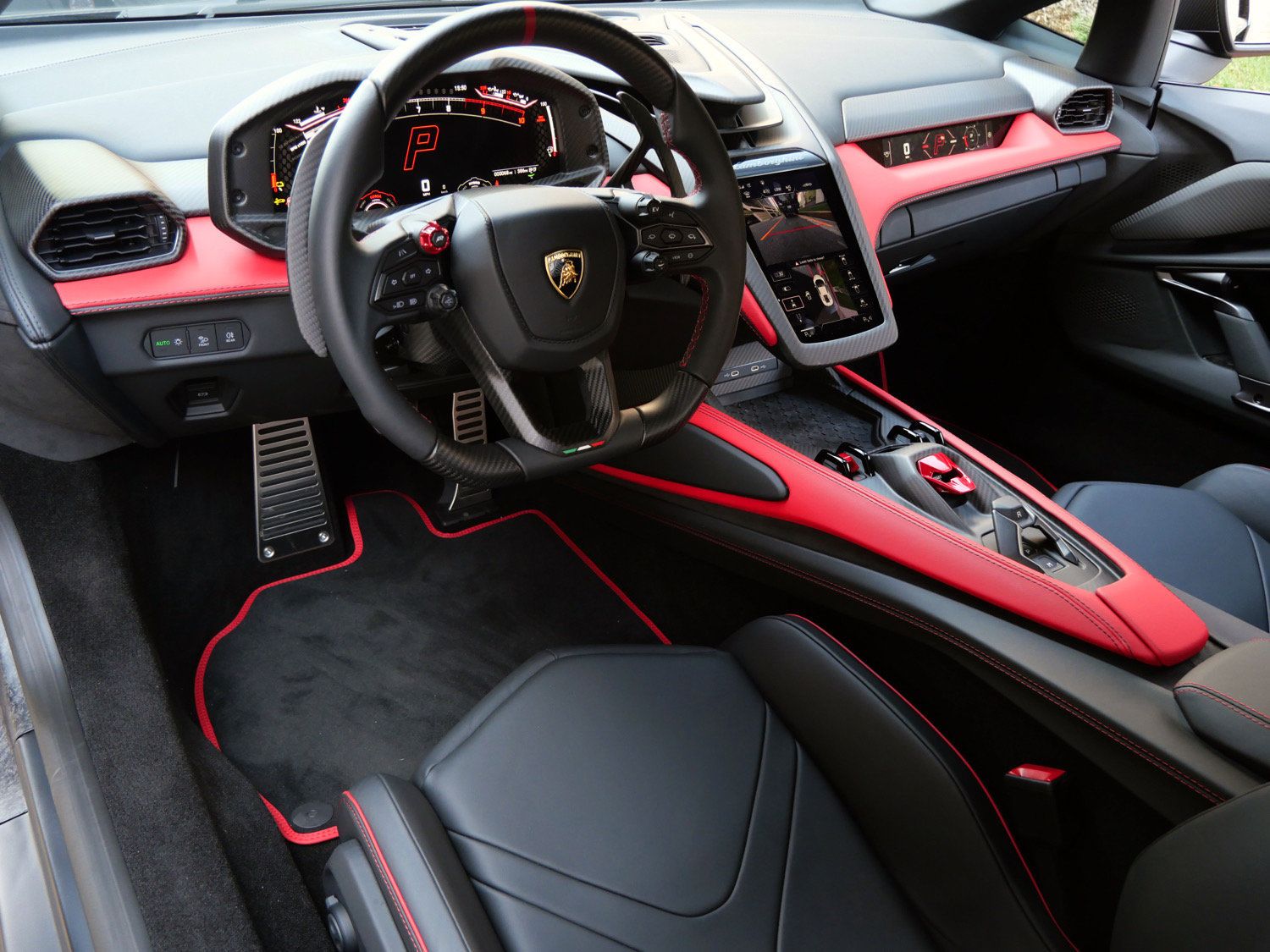 Used 2024 Lamborghini Revuelto AWD/4WD image 7