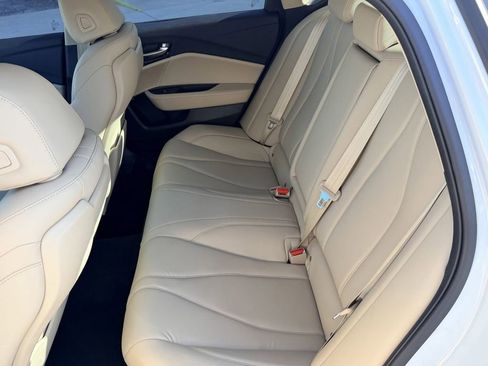 Used 2023 Acura TLX image 17