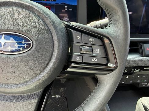 Used 2026 Subaru Outback Premium AWD/4WD image 27