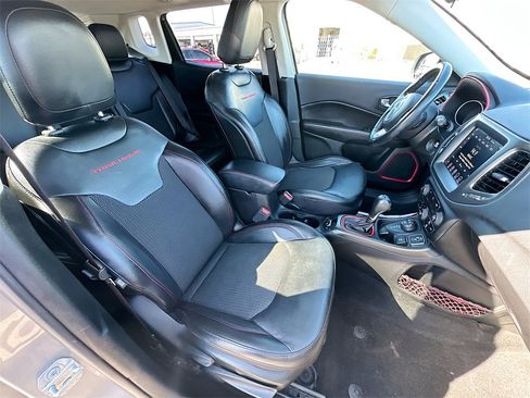 Used 2020 Jeep Compass Trailhawk image 26