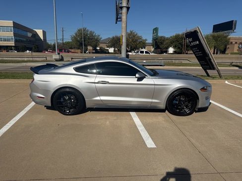Used 2018 Ford Mustang Coupe w/ Equipment Group 101A image 13