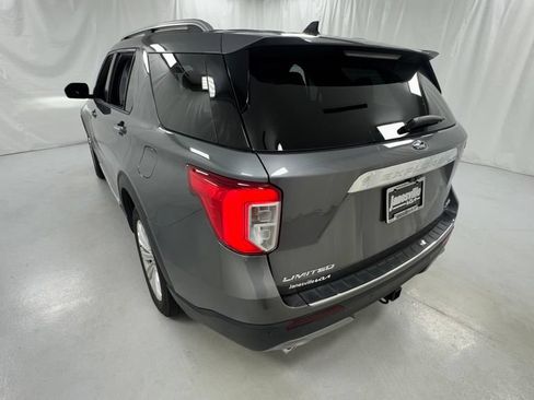 Used 2022 Ford Explorer Limited w/ Equipment Group 301A AWD/4WD image 5