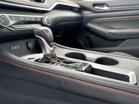 Used 2020 Nissan Altima 2.5 SR w/ Premium Package FWD image 14