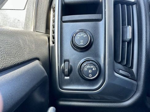 Used 2017 Chevrolet Silverado 1500 LT w/ Texas Edition image 18