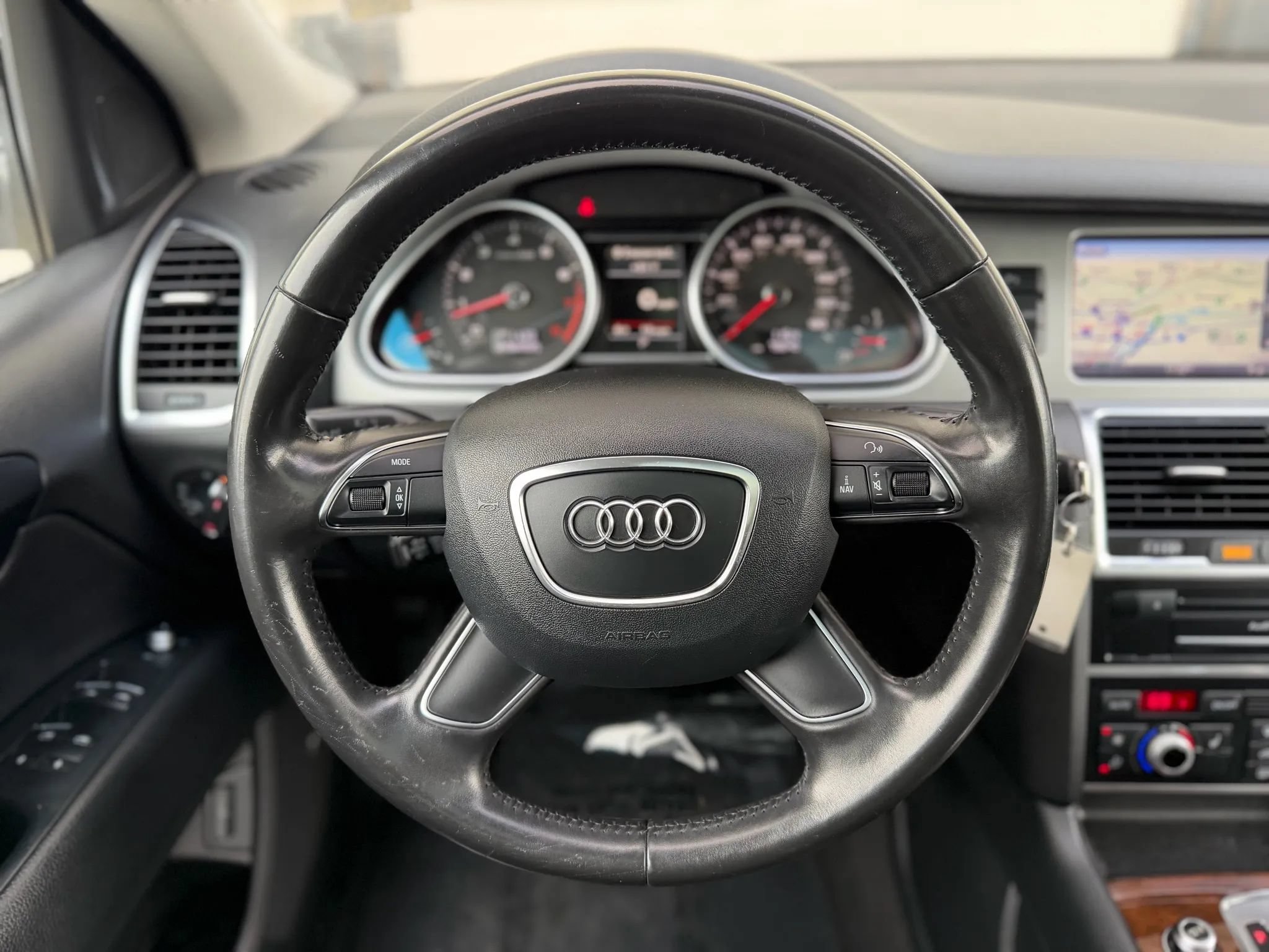Used 2013 Audi Q7 3.0T Premium Plus AWD/4WD image 27