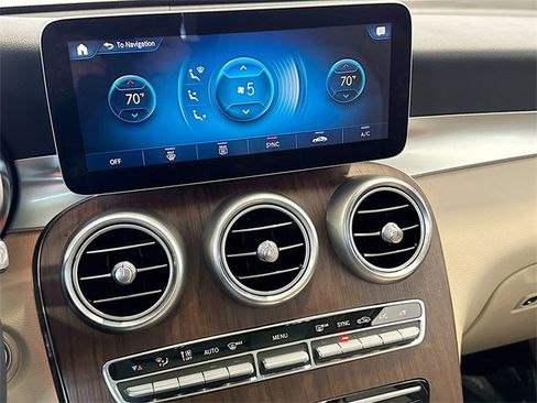 Used 2020 Mercedes-Benz GLC 300 4MATIC image 15
