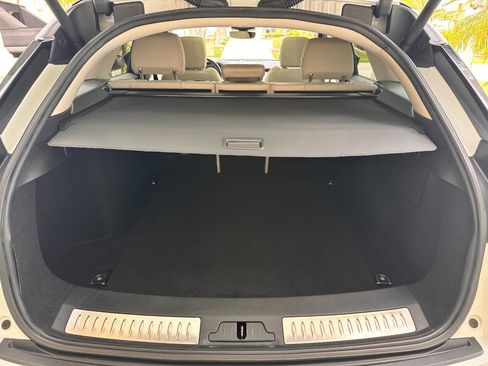 Used 2019 Land Rover Range Rover Velar S AWD/4WD image 80