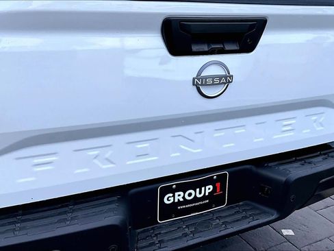 New 2025 Nissan Frontier S image 8