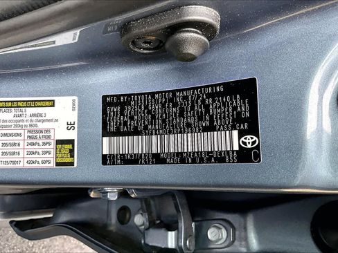 Used 2024 Toyota Corolla LE FWD image 34