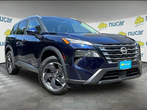 Used 2024 Nissan Rogue SV w/ SV Premium Package AWD/4WD image 1