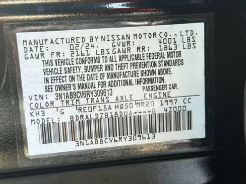 Used 2024 Nissan Sentra SV FWD image 31