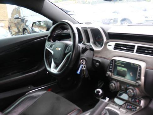 Used 2015 Chevrolet Camaro ZL1 RWD image 22
