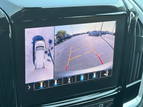 Used 2020 Chevrolet Traverse Premier w/ LPO, Floor Liner Package FWD image 26