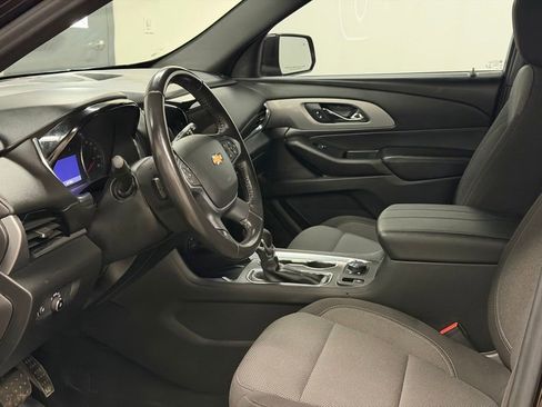 Certified 2022 Chevrolet Traverse LT w/ LPO, Floor Liner Package AWD/4WD image 24