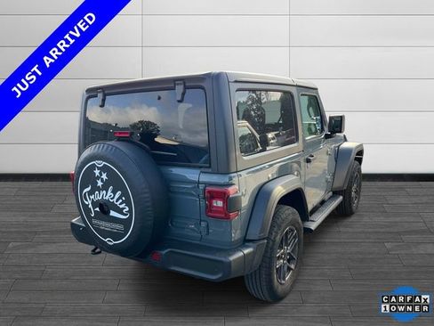 Used 2025 Jeep Wrangler Sport AWD/4WD image 4