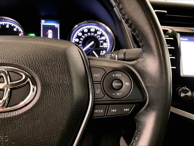 Used 2019 Toyota Camry SE FWD image 18