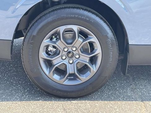 Certified 2025 Ford Maverick XLT w/ 4K Tow Package AWD/4WD image 7