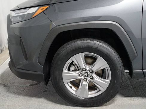 Used 2024 Toyota RAV4 XLE FWD image 5