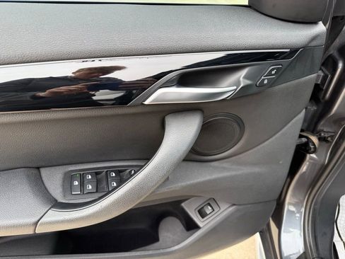 Used 2019 BMW X1 sDrive28i w/ Convenience Package image 10