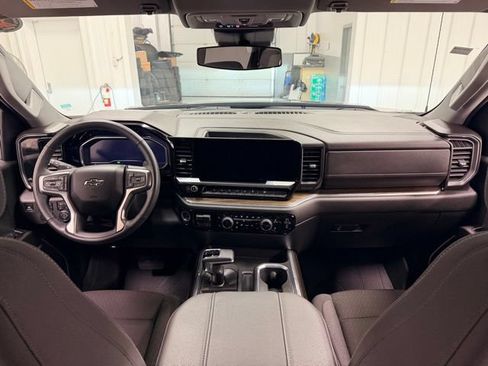 Certified 2024 Chevrolet Silverado 1500 RST w/ Convenience Package II AWD/4WD image 21