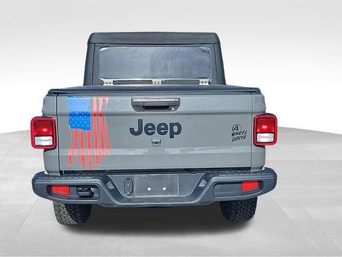 Used 2022 Jeep Gladiator Willys image 27