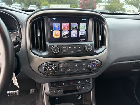 Used 2016 Chevrolet Colorado Z71 AWD/4WD image 14