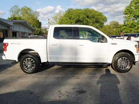 Used 2018 Ford F150 XLT w/ Equipment Group 302A Luxury AWD/4WD image 9