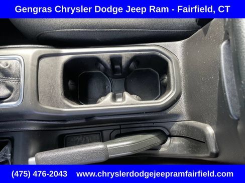 Used 2024 Jeep Wrangler Unlimited w/ Convenience Group AWD/4WD image 50