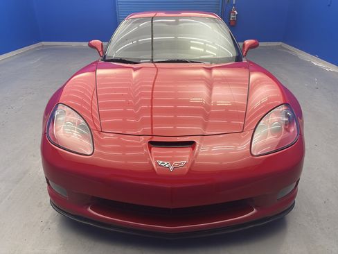 Used 2009 Chevrolet Corvette Z06 w/ Preferred Equipment Group image 3