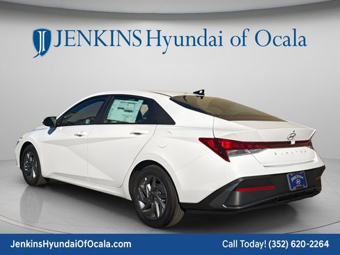 New 2026 Hyundai Elantra Sport FWD image 7