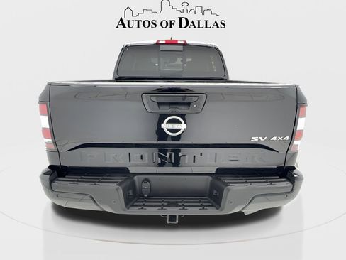 Used 2023 Nissan Frontier SV w/ SV Convenience Package image 11