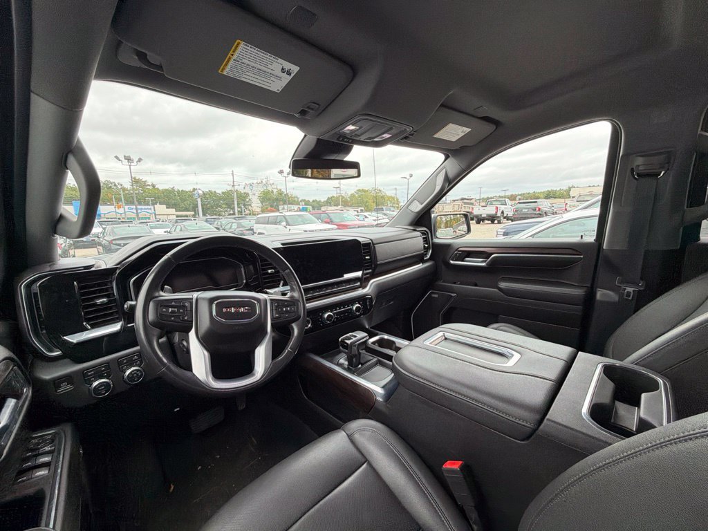 Used 2022 GMC Sierra 1500 SLT AWD/4WD image 9