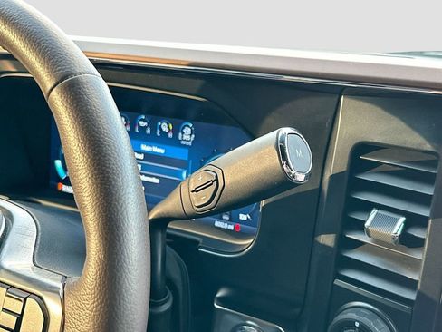 Used 2024 Ford F350 King Ranch w/ FX4 Off-Road Package image 17