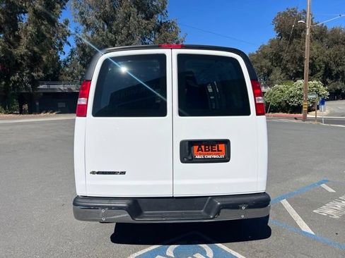 Used 2025 Chevrolet Express 2500 w/ Driver Convenience Package RWD image 6