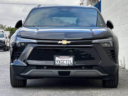 Used 2026 Chevrolet Blazer EV LT FWD image 9