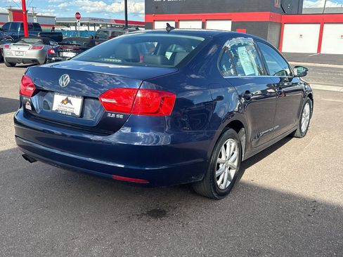 Used 2013 Volkswagen Jetta SE FWD image 7