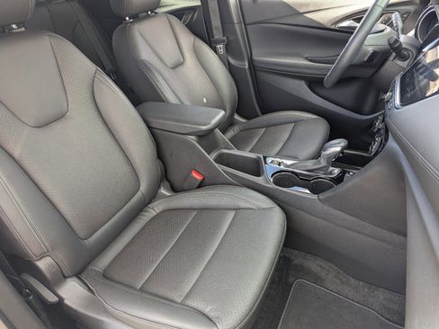 Used 2023 Buick Encore GX Essence w/ Experience Buick Package image 11